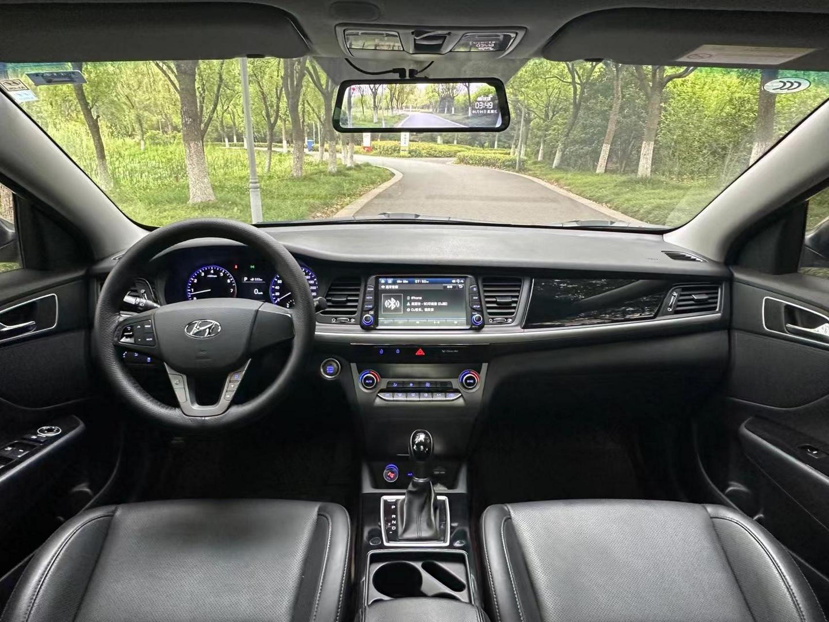 新到19年 现代·名图1.8l 自动 智能型,新车指导14.