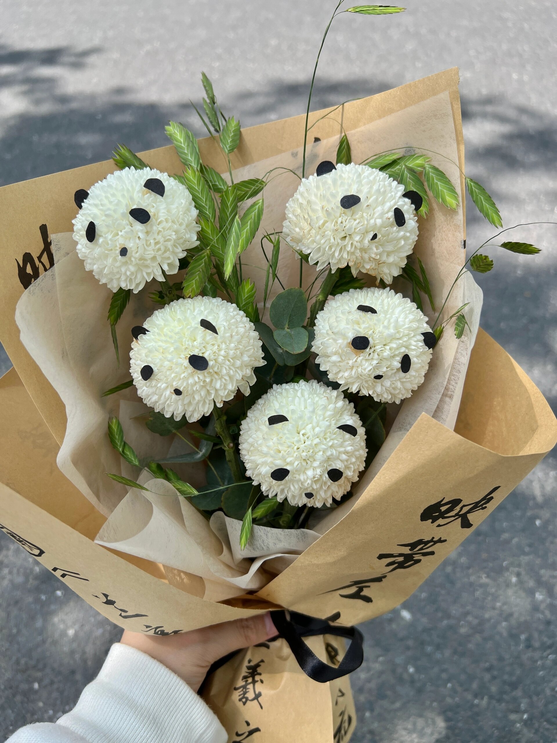 六一儿童节|更适合中国宝宝体质的花束 收到了花友买了白色乒乓菊后