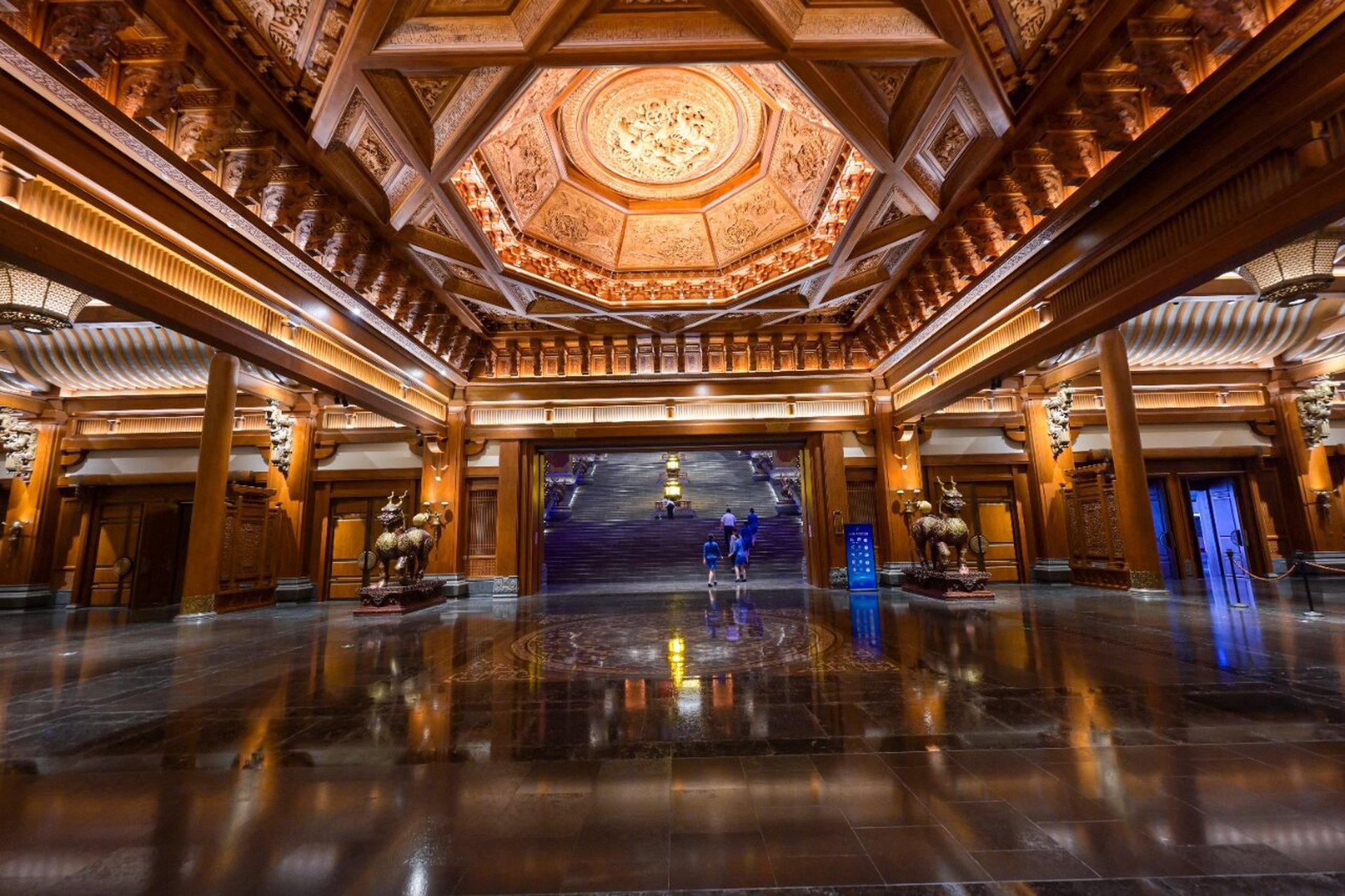 尼山圣境大学堂跨越千年文化之旅 9月26日,第九届尼山世界文明论坛在