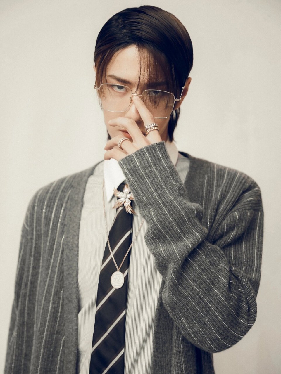 现在王一博不合适了,气质和造型完全不同了.