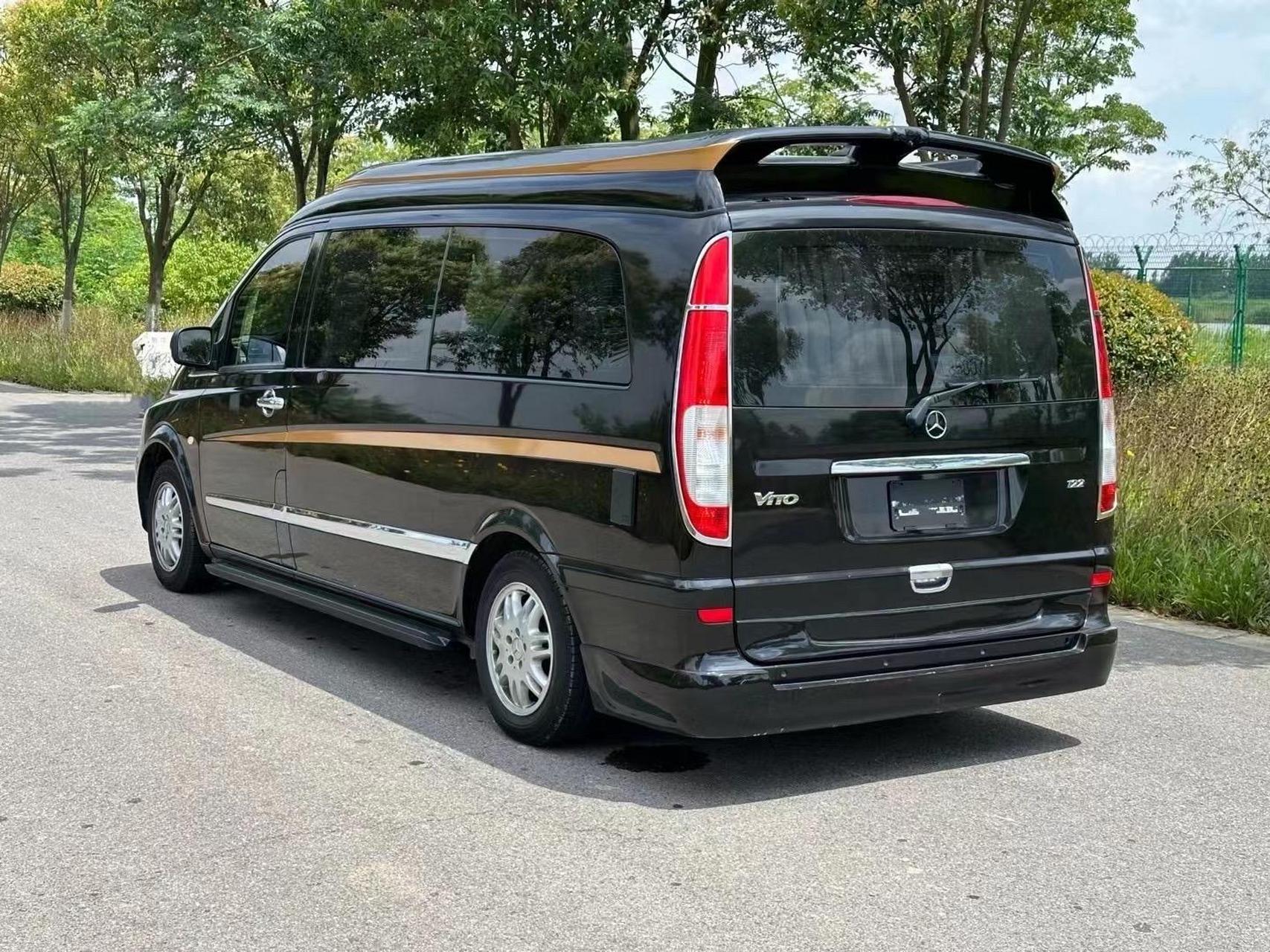 奔驰威霆 欧旅房车