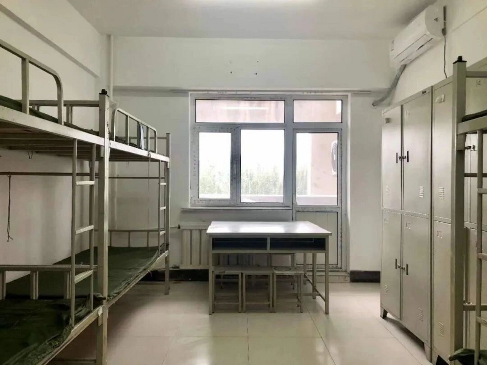 欢迎报考沈阳城市建设学院 这是我们学校的部分宿舍样式,想知道什么