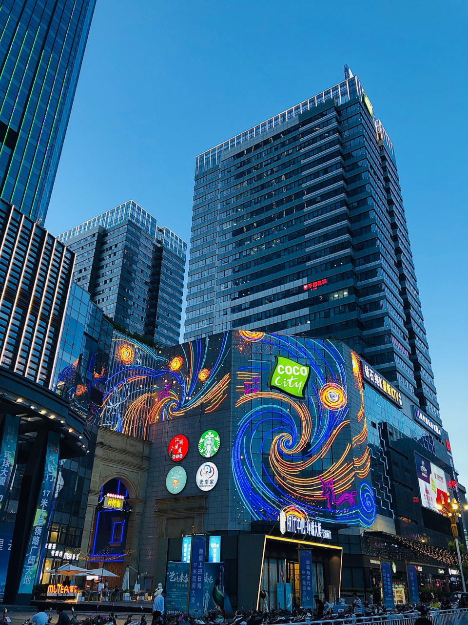 普宁最繁华最集中的商业中心:普宁广场coco city,万泰汇购物中心