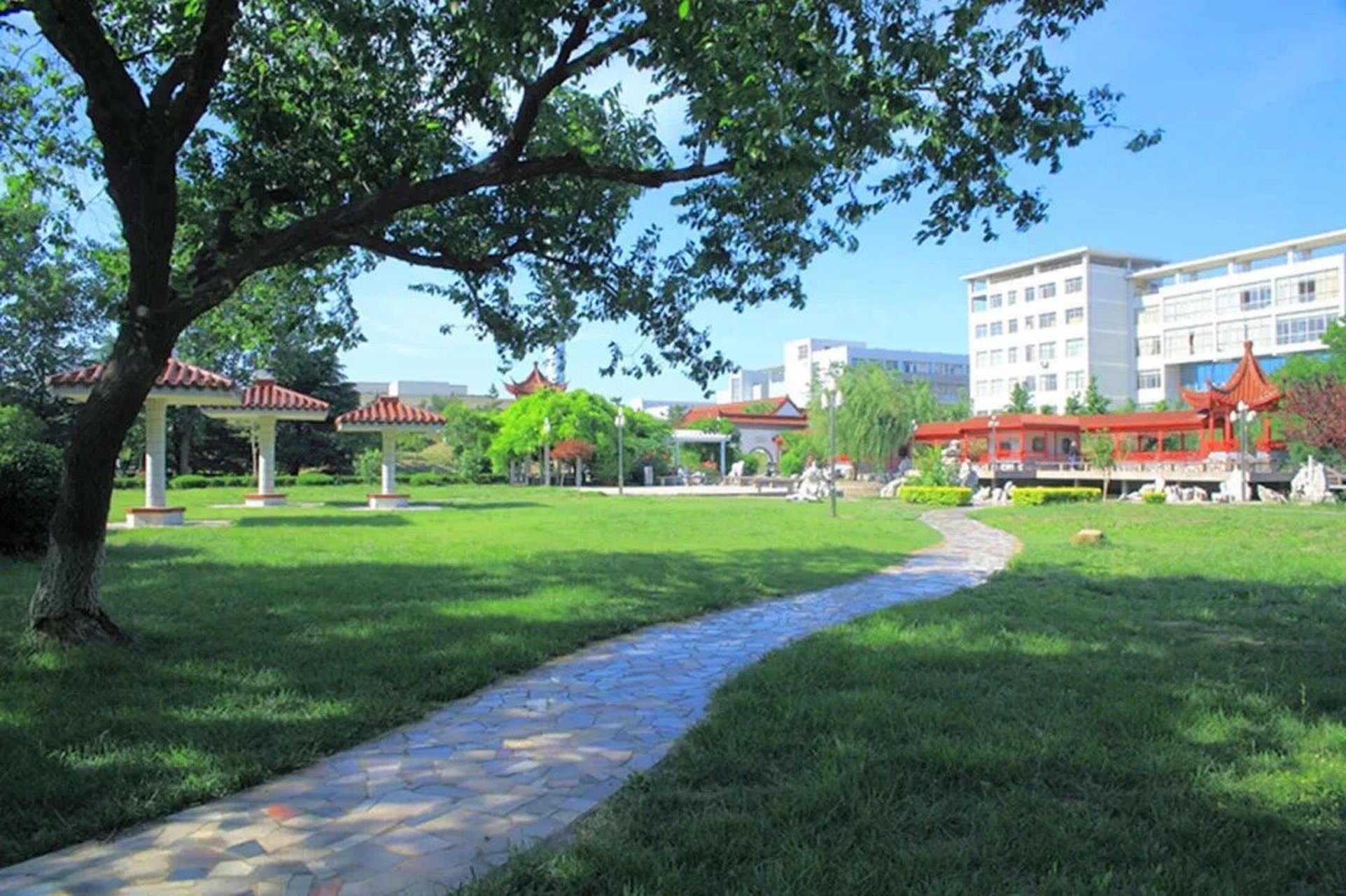 职教高考本科系列之江苏海洋大学 该校位于连云港,前身是淮海工学院