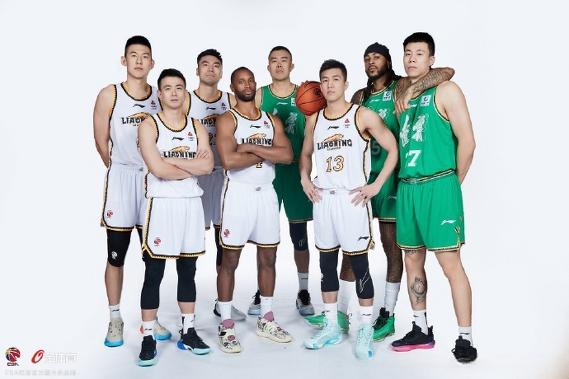 辽宁男篮新赛季写真# @辽宁飞豹篮球俱乐部 发布球队新赛季写真杭集