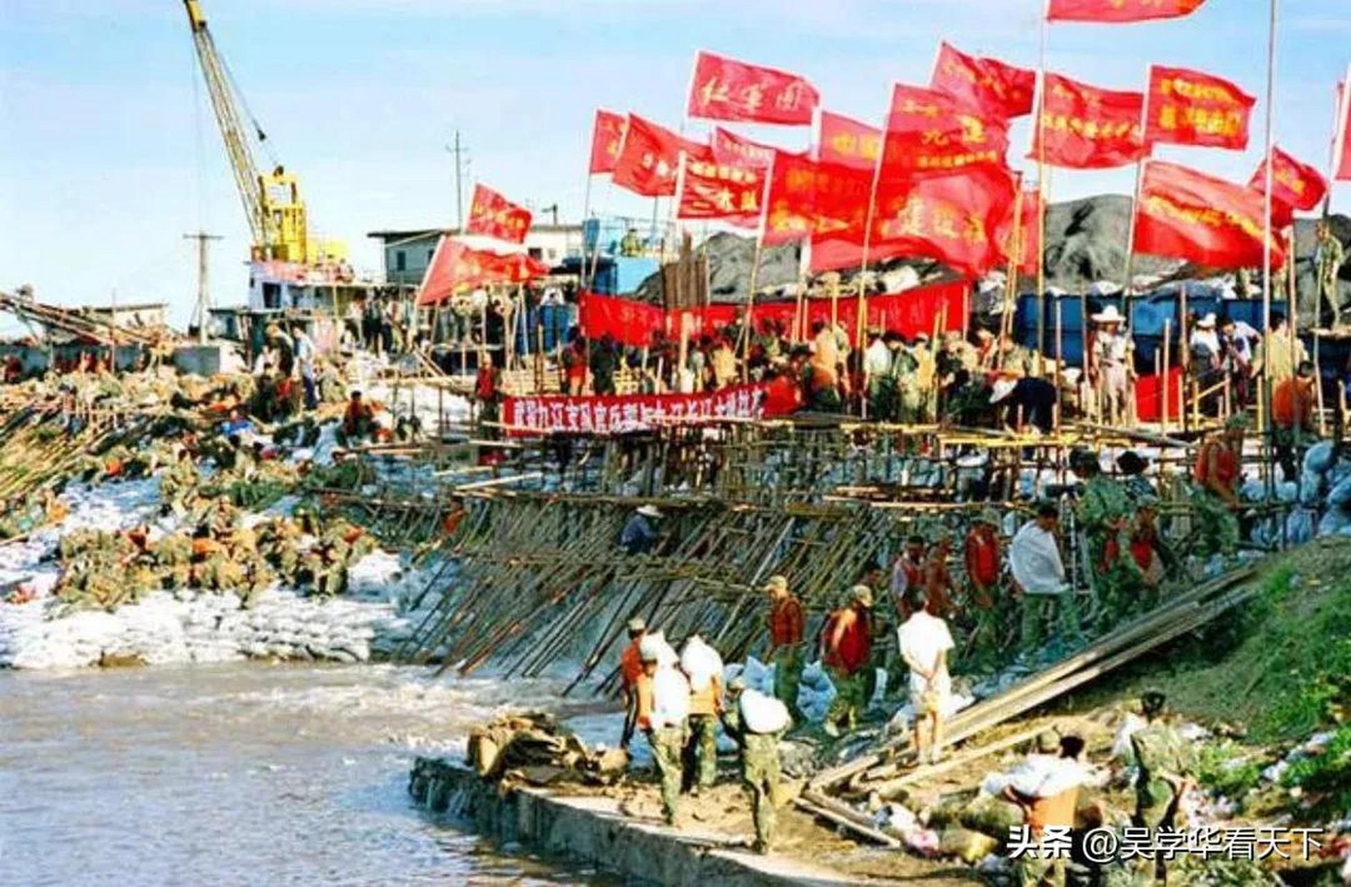 今年京津冀洪灾,咋没有媒体拍到子弟兵抗洪的照片呢?