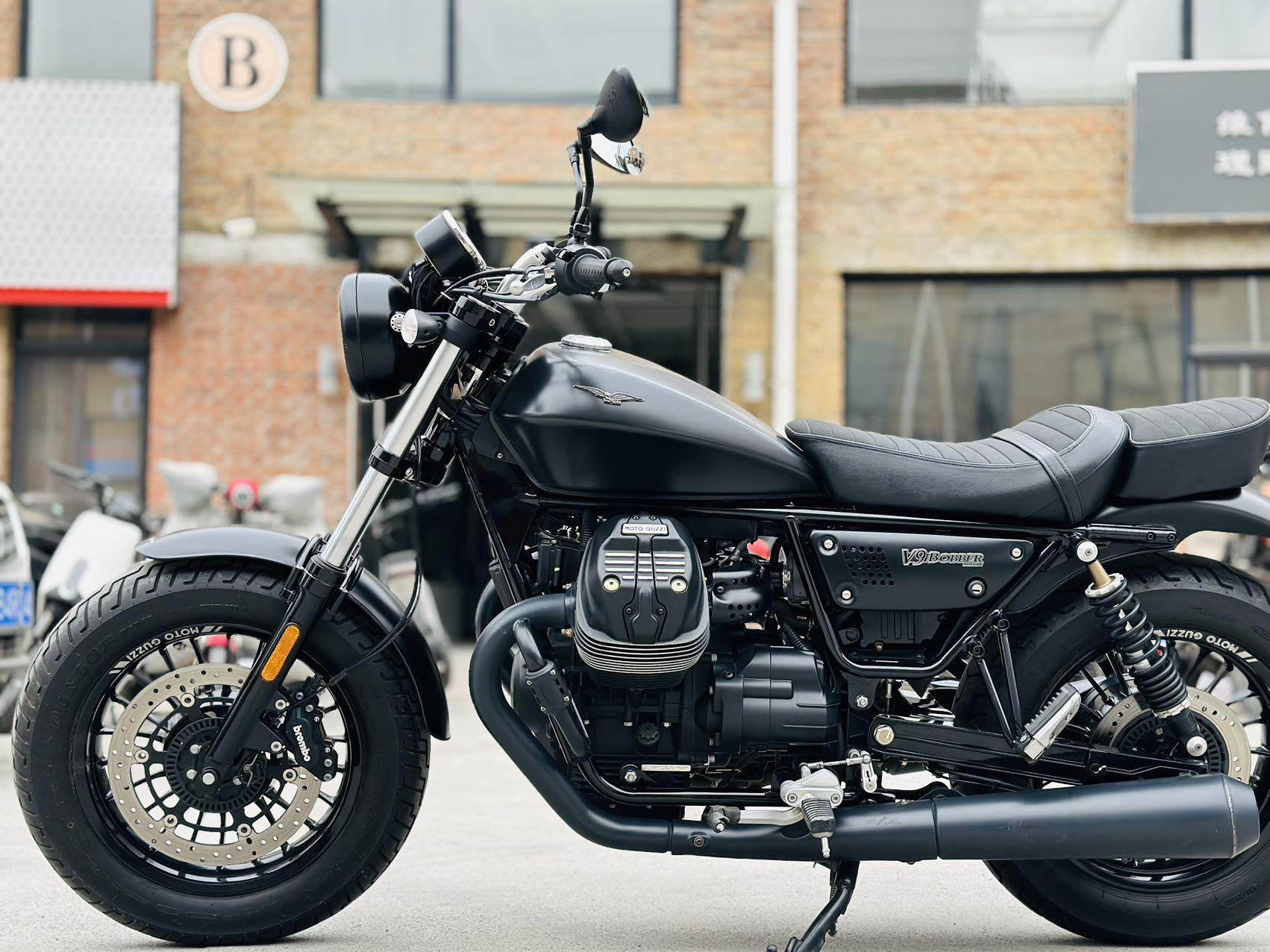 20年 摩托古兹 v9bobber