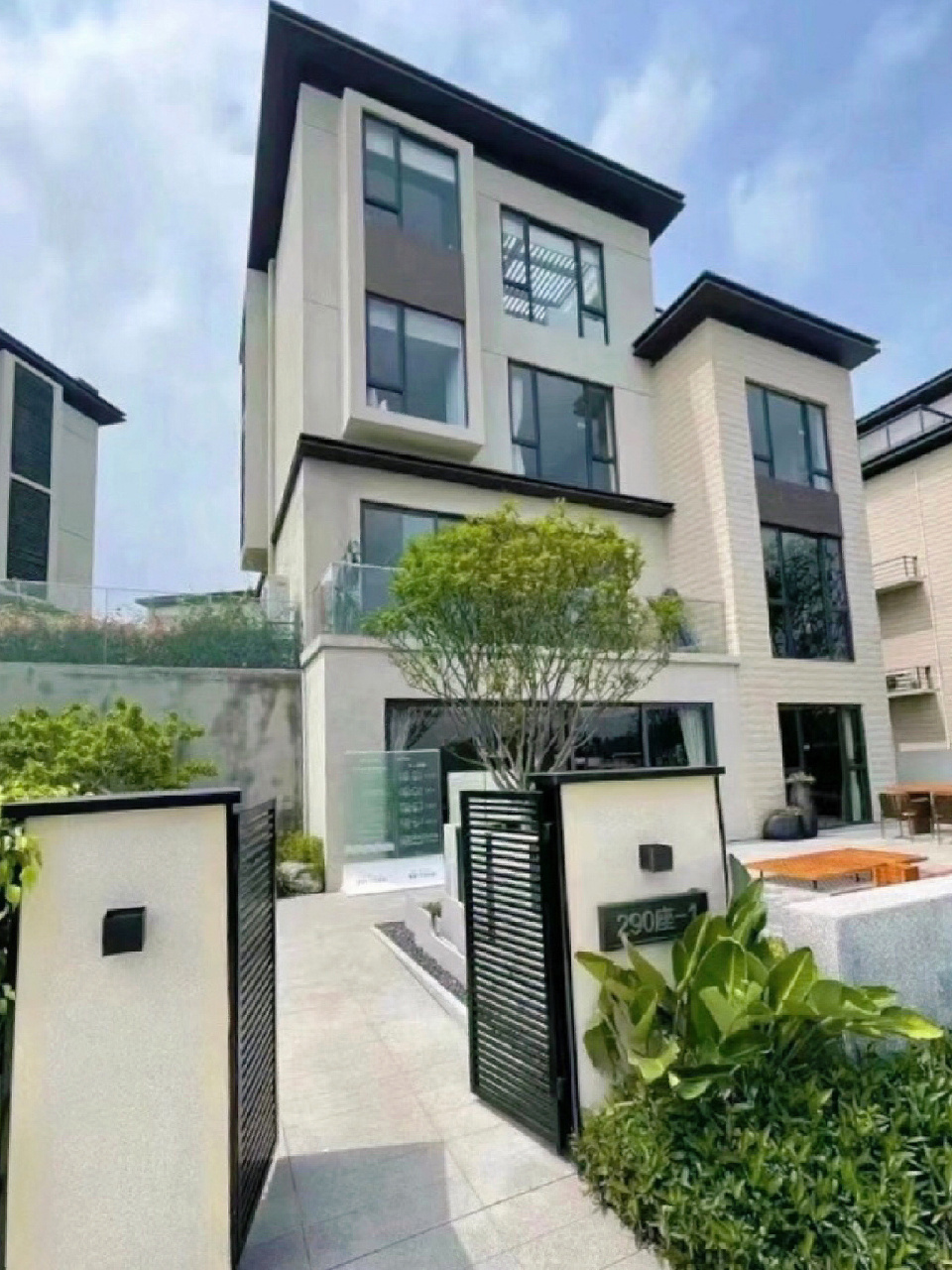 东莞塘厦别墅总价330w,一站深圳龙岗,龙华 东莞塘厦临深别墅总价330w