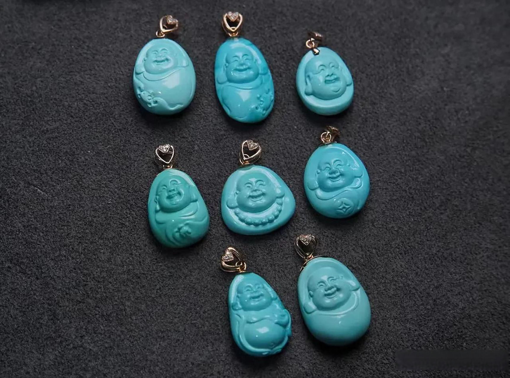原矿绿松石精雕弥勒佛吊坠  18k玫瑰金镶嵌扣头款