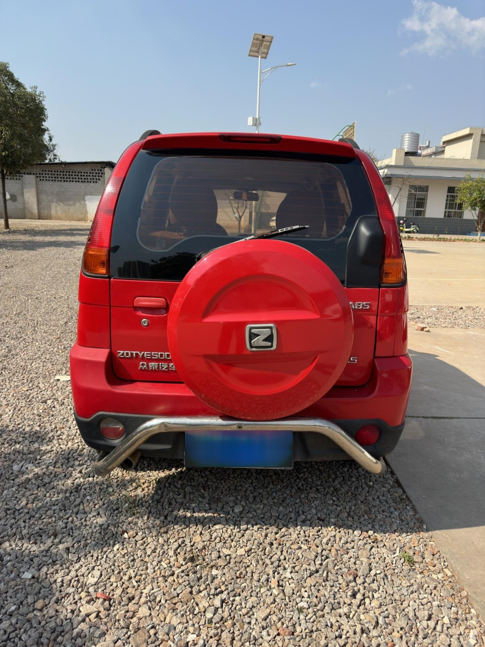 2012年众泰5008小越野,手动1.