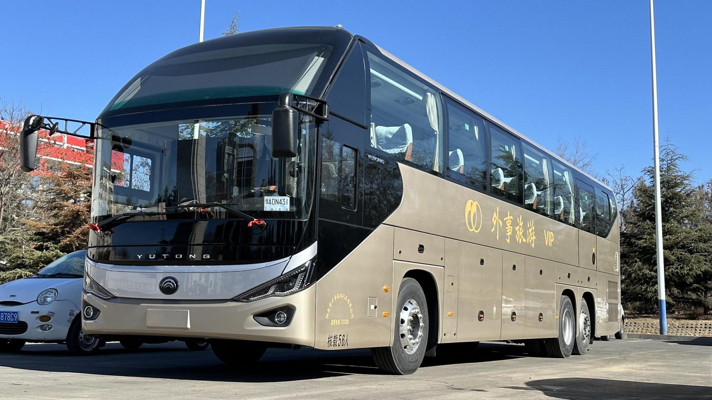 阳泉外事旅游又添新车.郑州宇通客车c13型豪华大客车