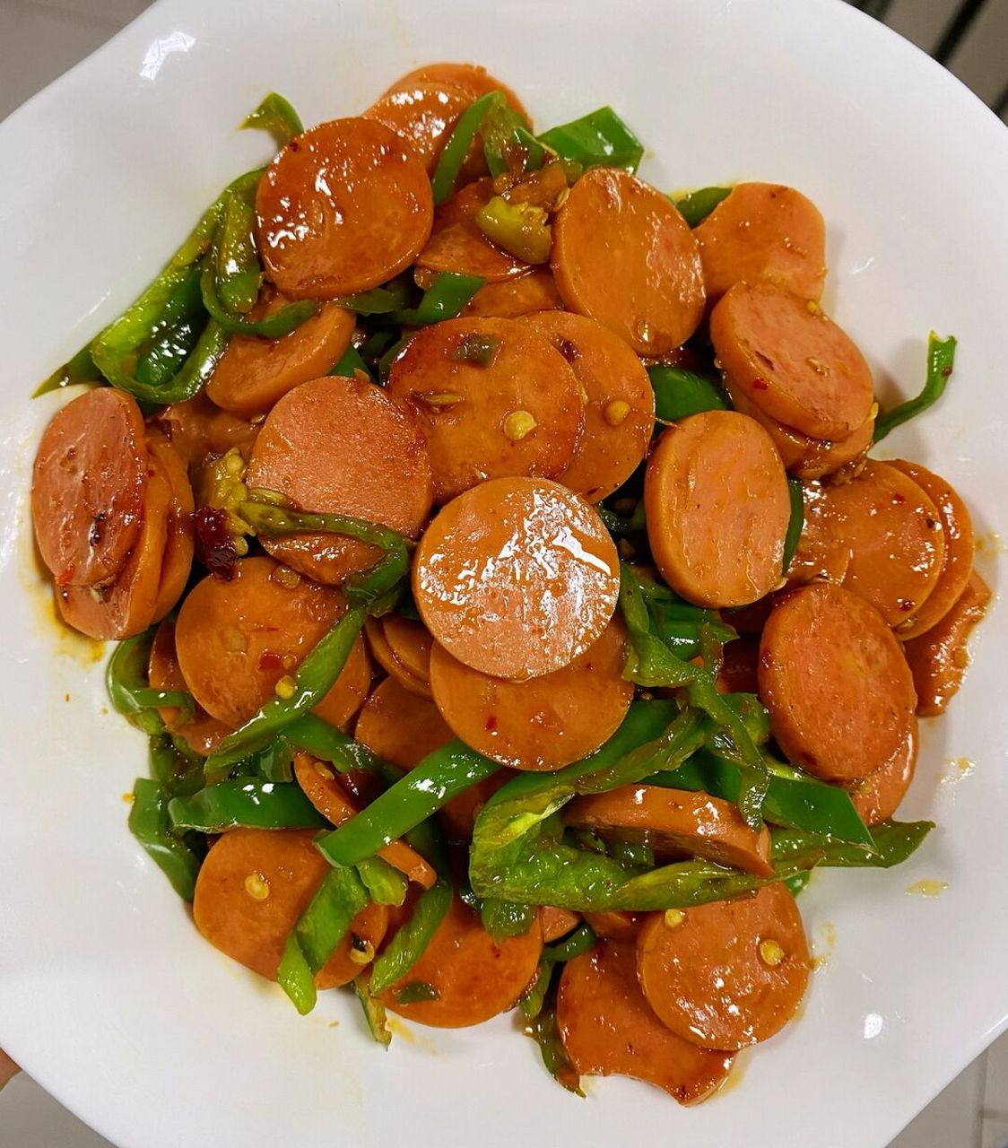 99火腿肠炒青椒99每次上桌都很受欢迎的菜!