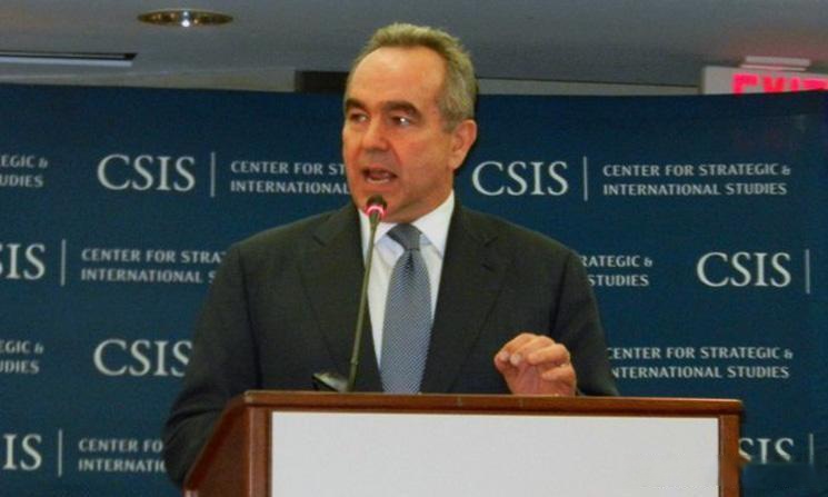 心理学家库尔特·勒温(kurt lewin)提出组织变革有三个阶段:解冻,以让