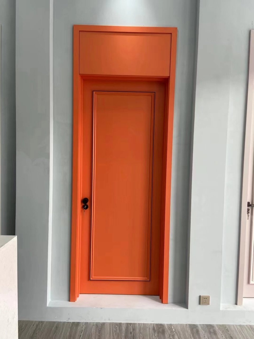 南宁做封板的房门效果轻奢极简门好看木门 装上带封板的木门效果扛扛