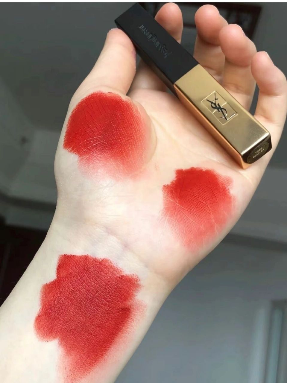 ysl 1966,试色推荐,闭眼入手不后悔💖 ysl小金条1966 无法复刻的红