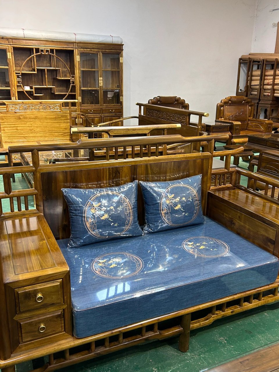 金丝楠木新中式沙发六件套 #金丝楠木# #家具# #榫卯结构