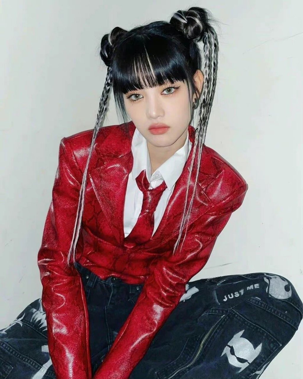 人间富江minnie94 这次《tomboy》minnie的回归造型真的绝绝子 富江