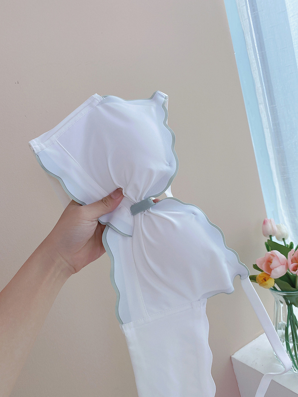 平胸a杯穿也不空杯99 穿上显大又显圆,太适合小93了~ 而且面料