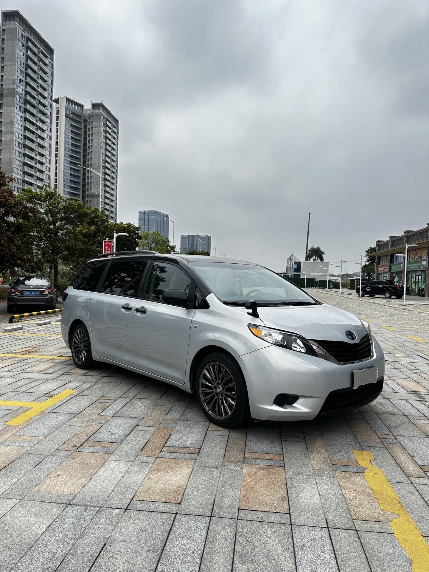 全进口美规丰田塞纳 经典车型原车主 非常有品味 全车豪华升级大整备