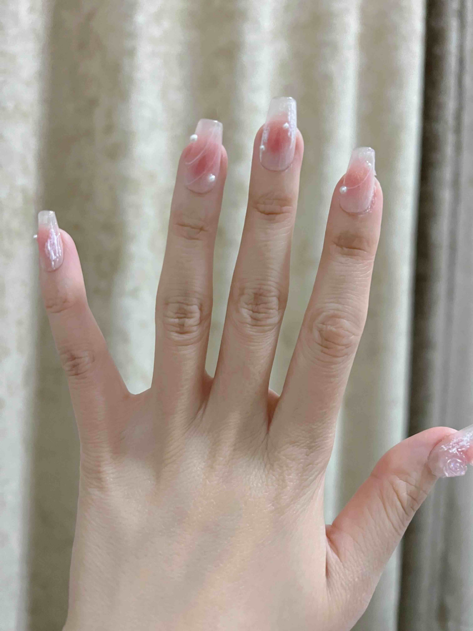认真分享超好看的手指 这位小姐姐手指太漂亮啦,超级无敌买家秀,靓女