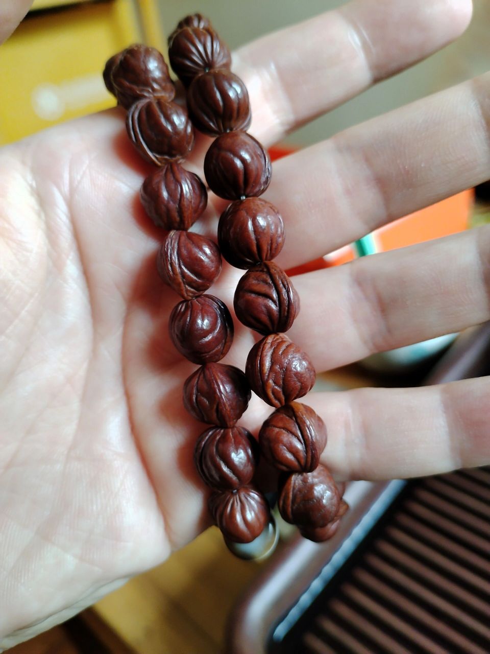 盘出来了的龙纹桃核