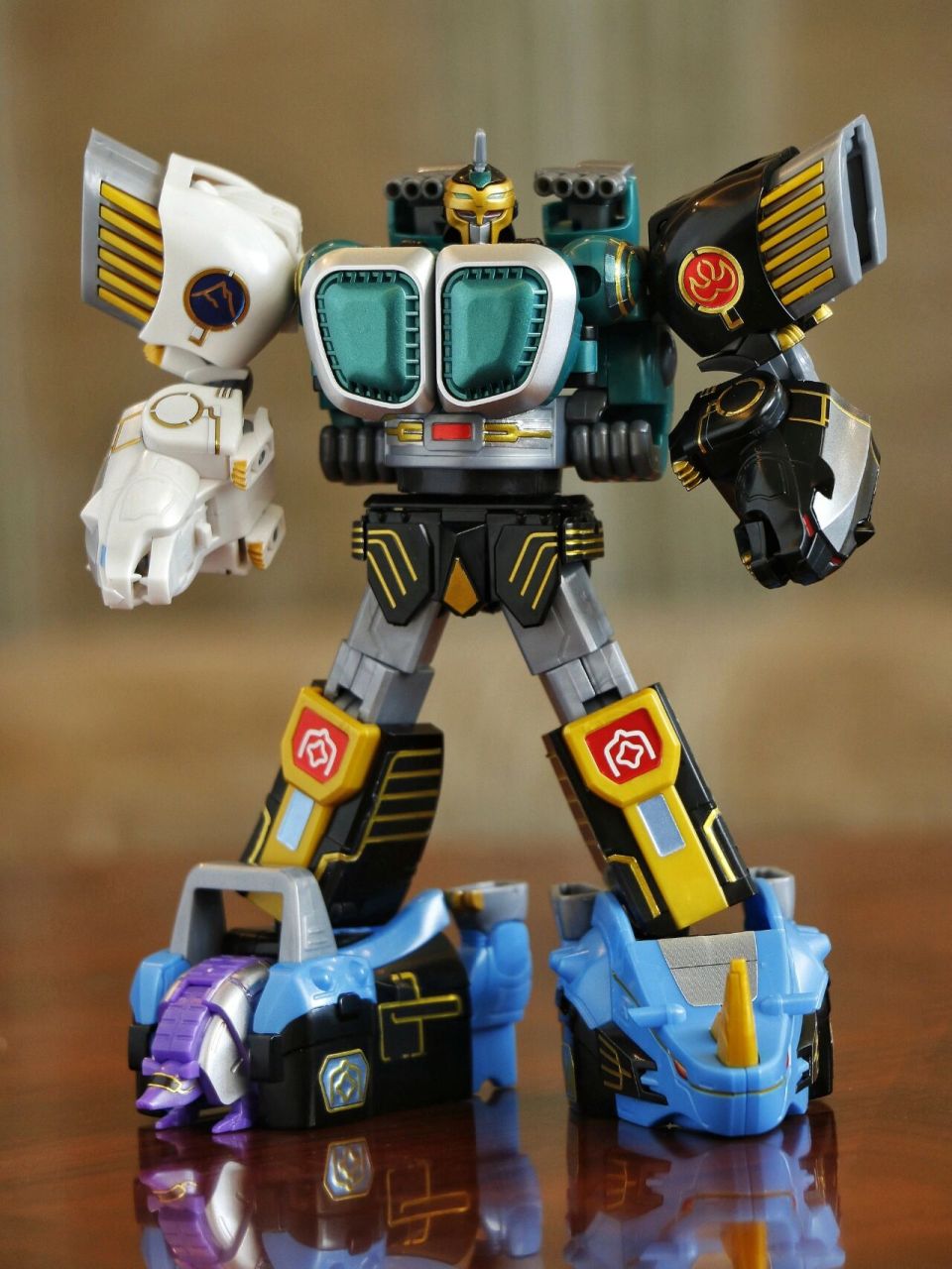 百兽战队 牙吠力王