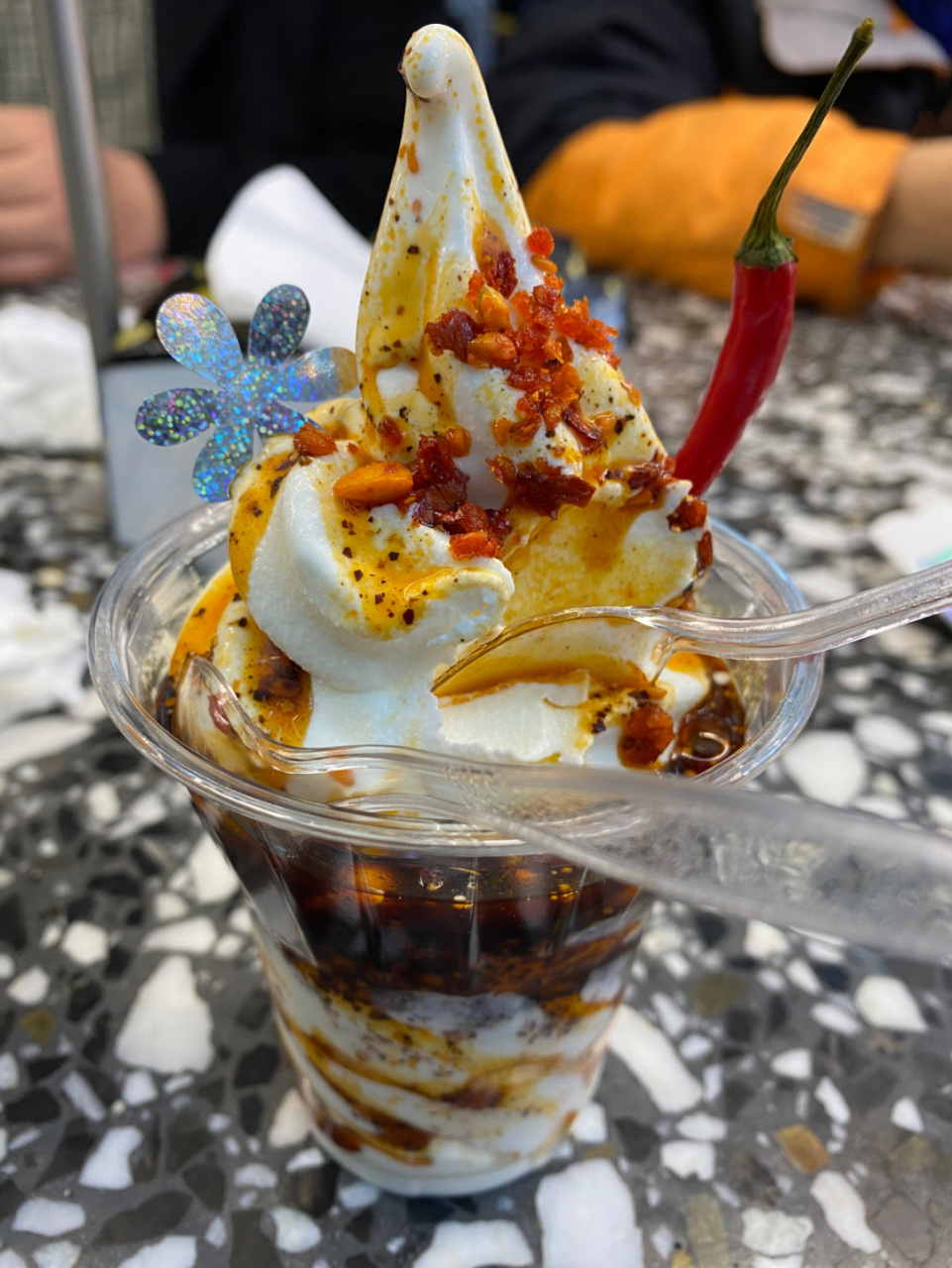 辣椒冰淇淋921590 来自胖妹面庄.