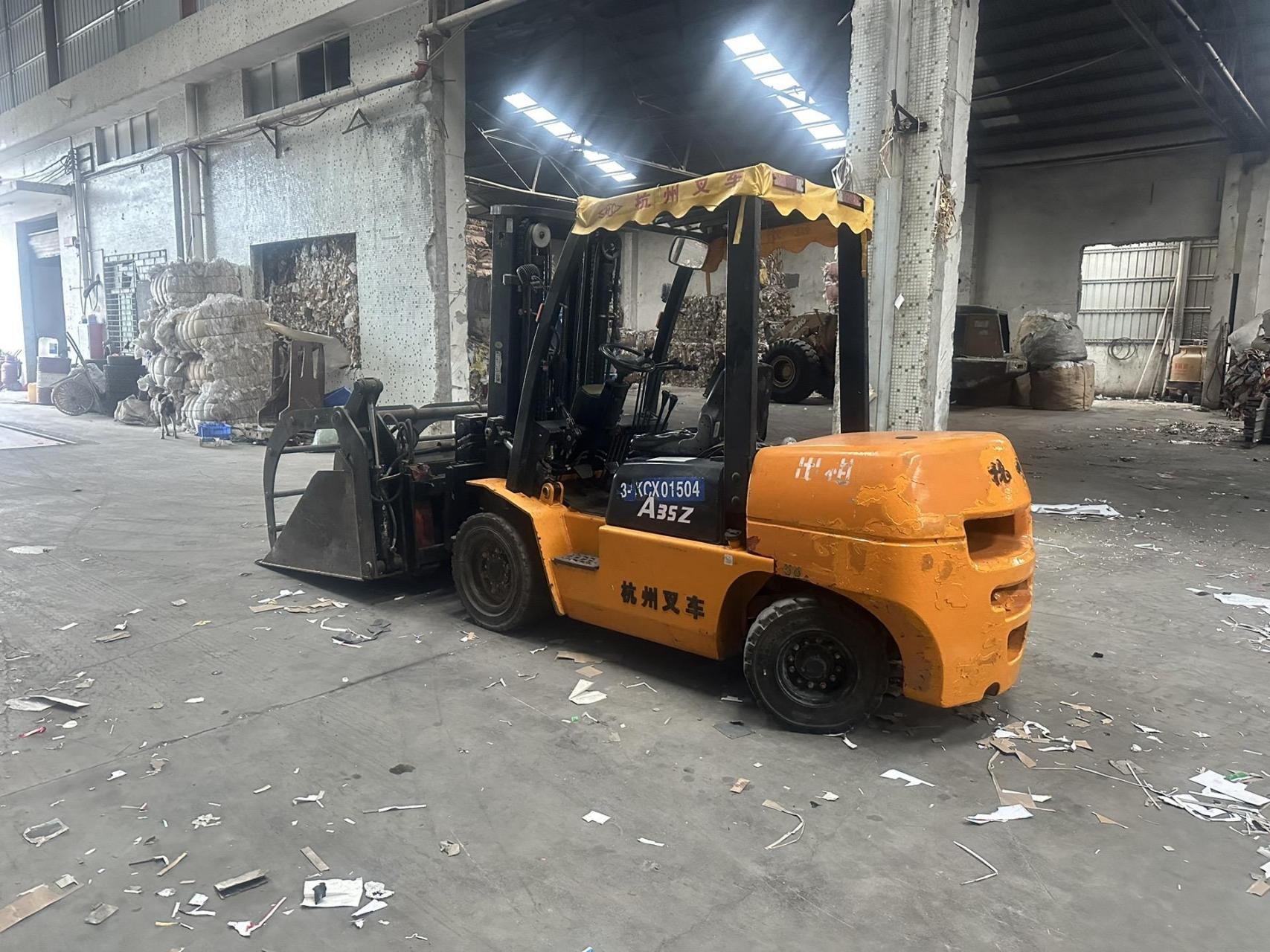 20年杭州a35z出租版,配新柴498大机头,三节门架带中缸升高4米5,配倾翻