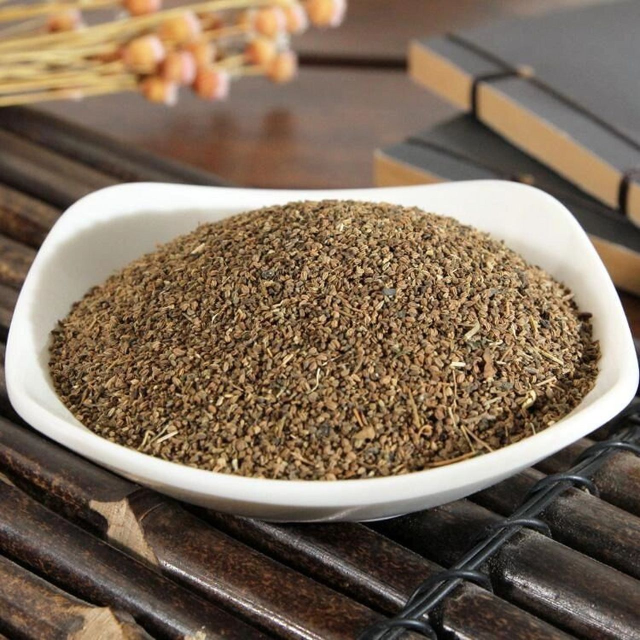 美白淡斑 排毒养肝— 芹菜籽 91芹菜籽精油萃取自压碎了的芹菜种子