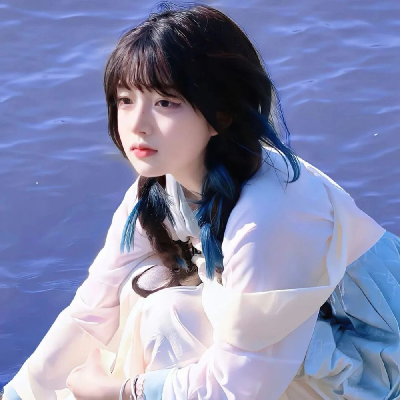 伤感风氛围感女生微信头像