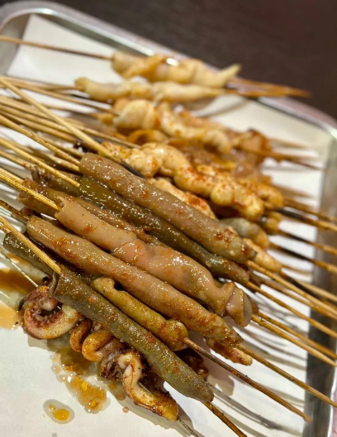 我的宝藏兴趣西安生活 我的高中同学120多人,大家在一个群里非常热闹