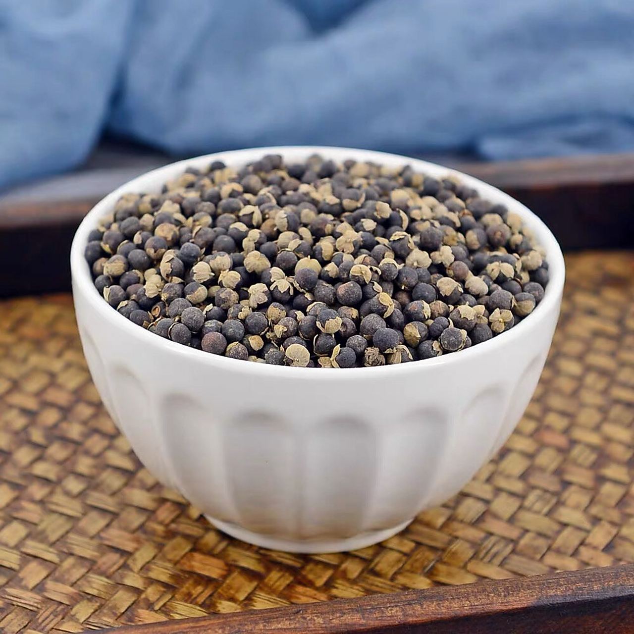 每日中药材籽药介绍——蔓荆子 功效与作用 疏散风热,清利头目 蔓荆子