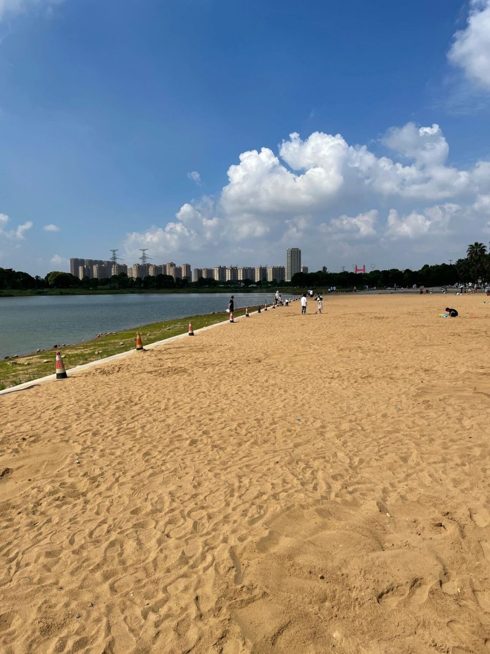 杭州金沙湖沙滩图片