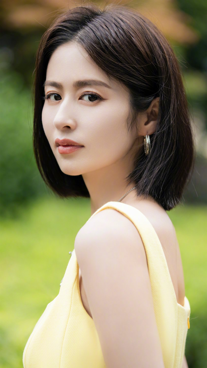 颖儿多巴胺穿搭写真壁纸:鲜橙的色彩,是夏日的味道