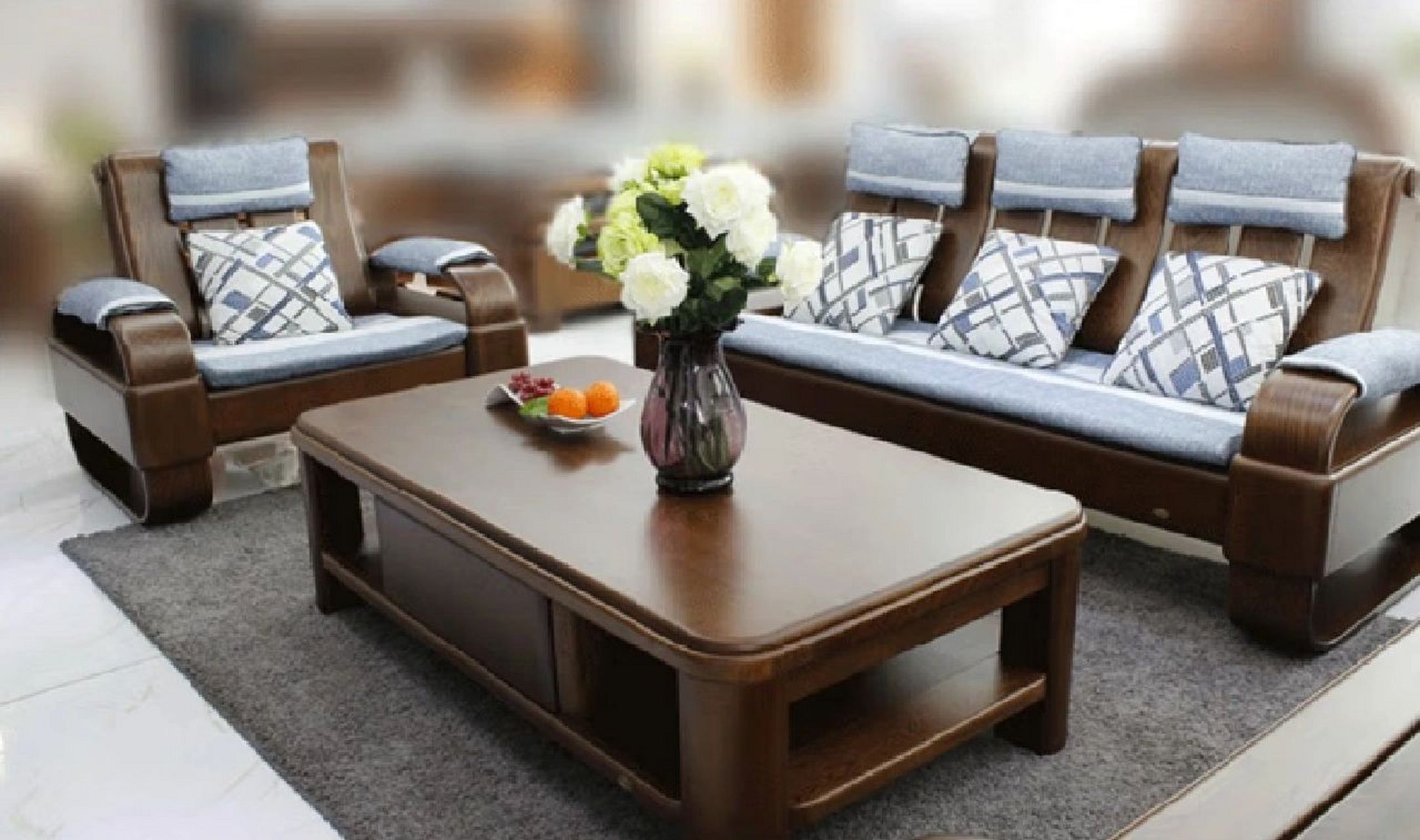 双叶实木家具,打造家人的理想客厅 双叶实木家具在设计上追求的是简洁