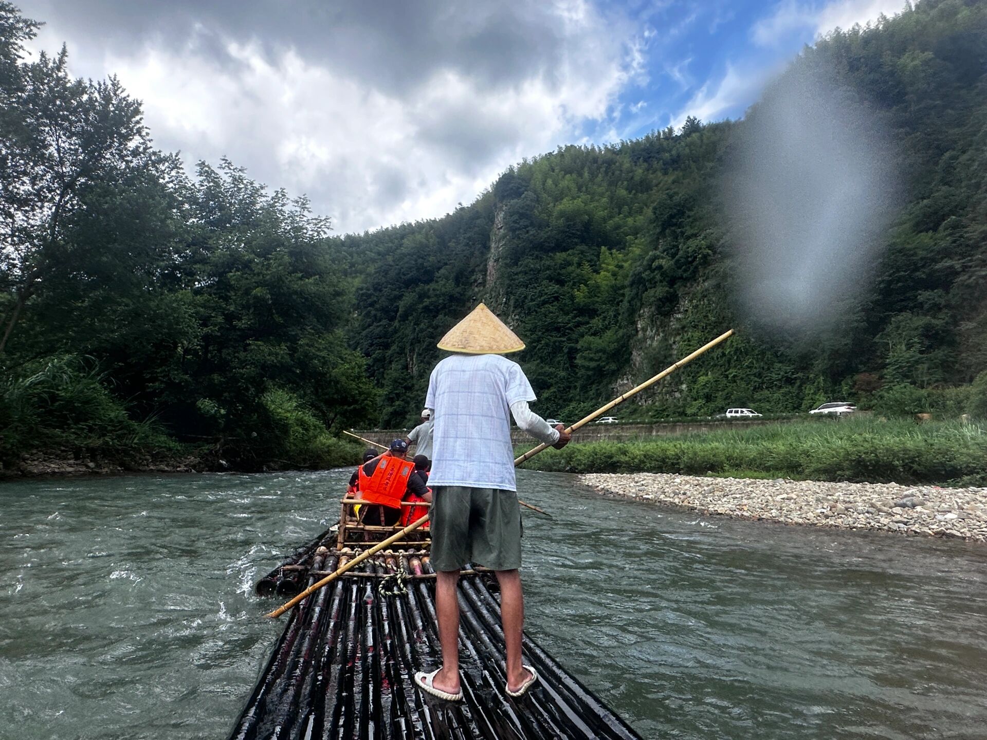 自驾宣城月亮湾竹筏漂流,两天一夜攻略!