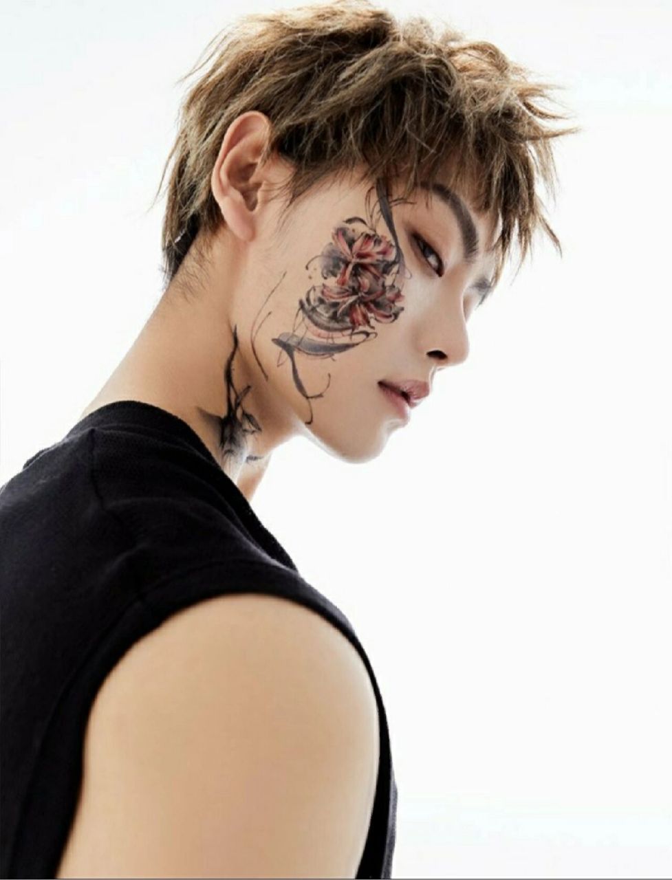 肖宇梁绝美壁纸    肖宇梁绝美壁纸第三十二弹,啊哈,今天是与平时风格