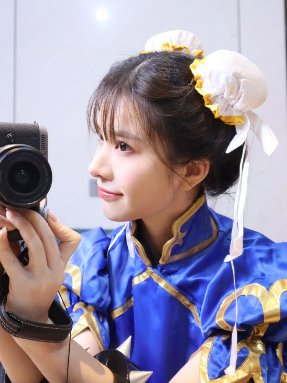 街头霸王春丽cos 买了很久的春丽cos服装 压箱底里翻出来拍拍啦 这件