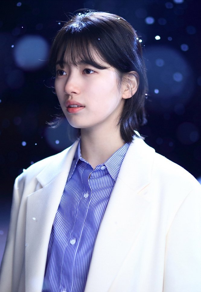 【#电影热搜指南#】据韩媒消息,孔刘即将加盟金泰勇执导的新片《仙境