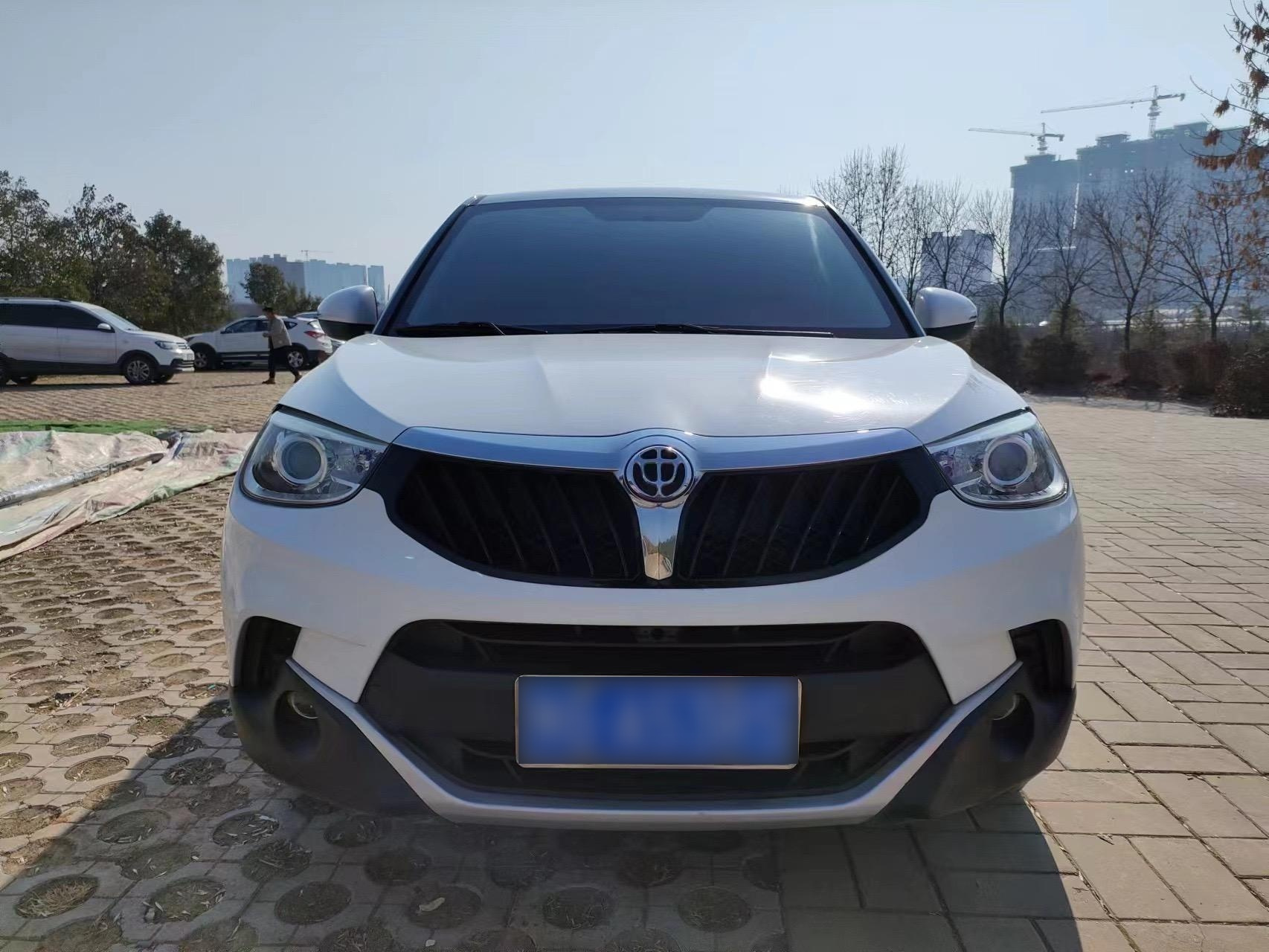 2017年6月上牌的中华v3自动挡车,私家精品一手车