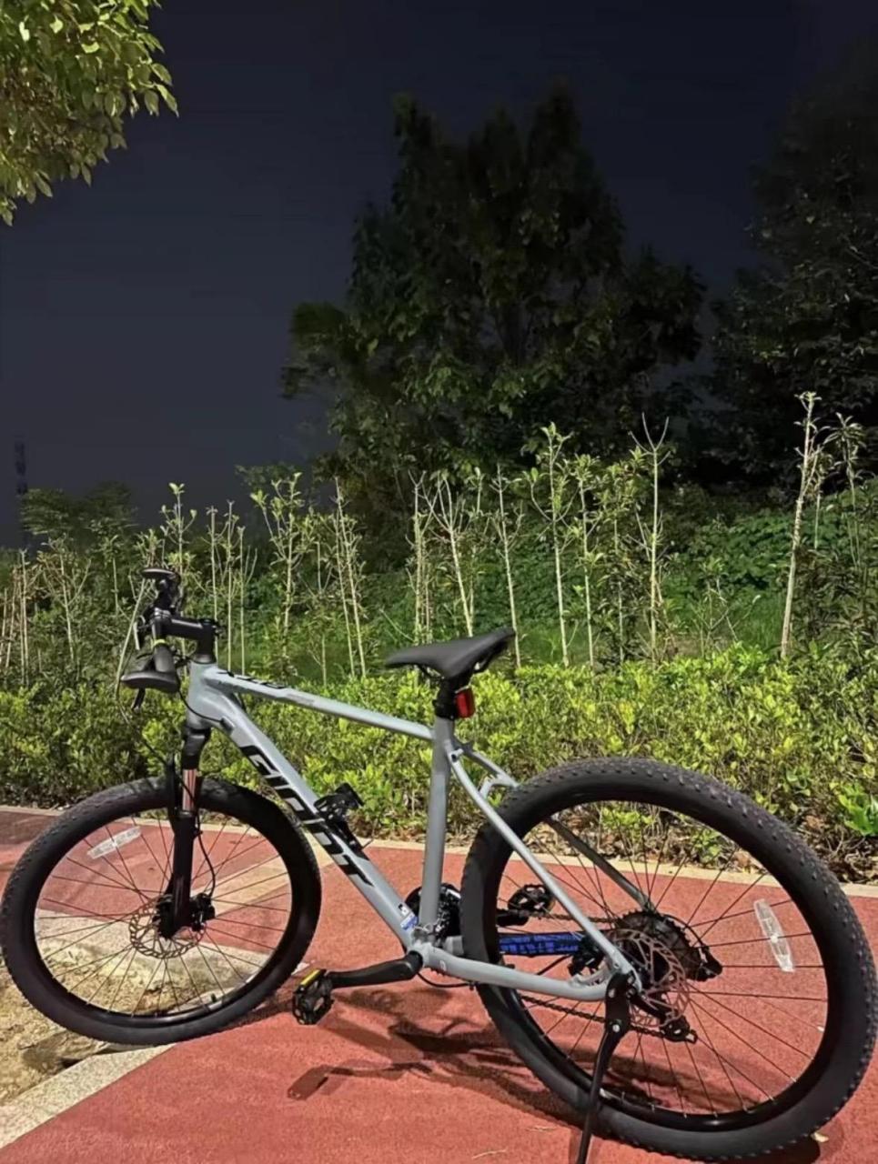 出售捷安特atx720型号山地车自行车24寸26寸27.