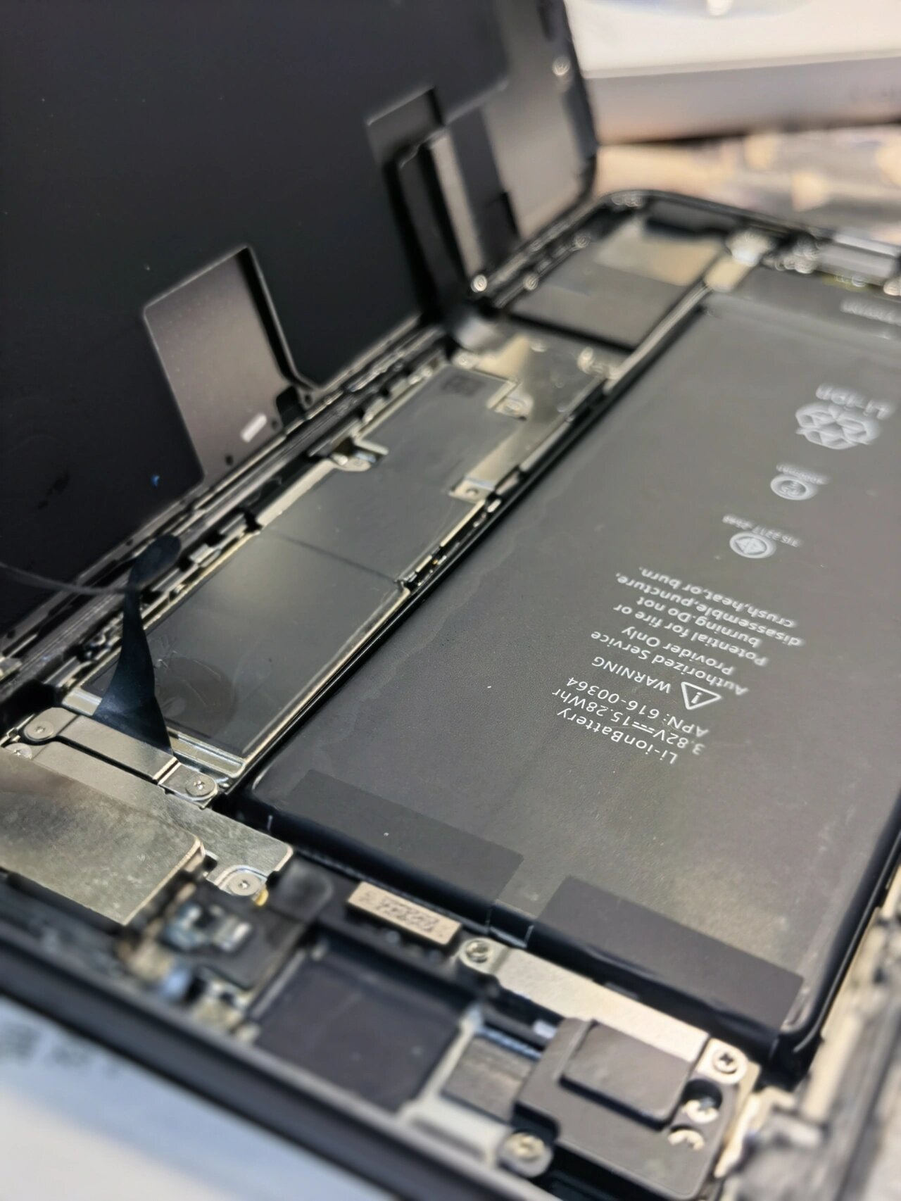 自己动手,给iphone8plus 换块电池