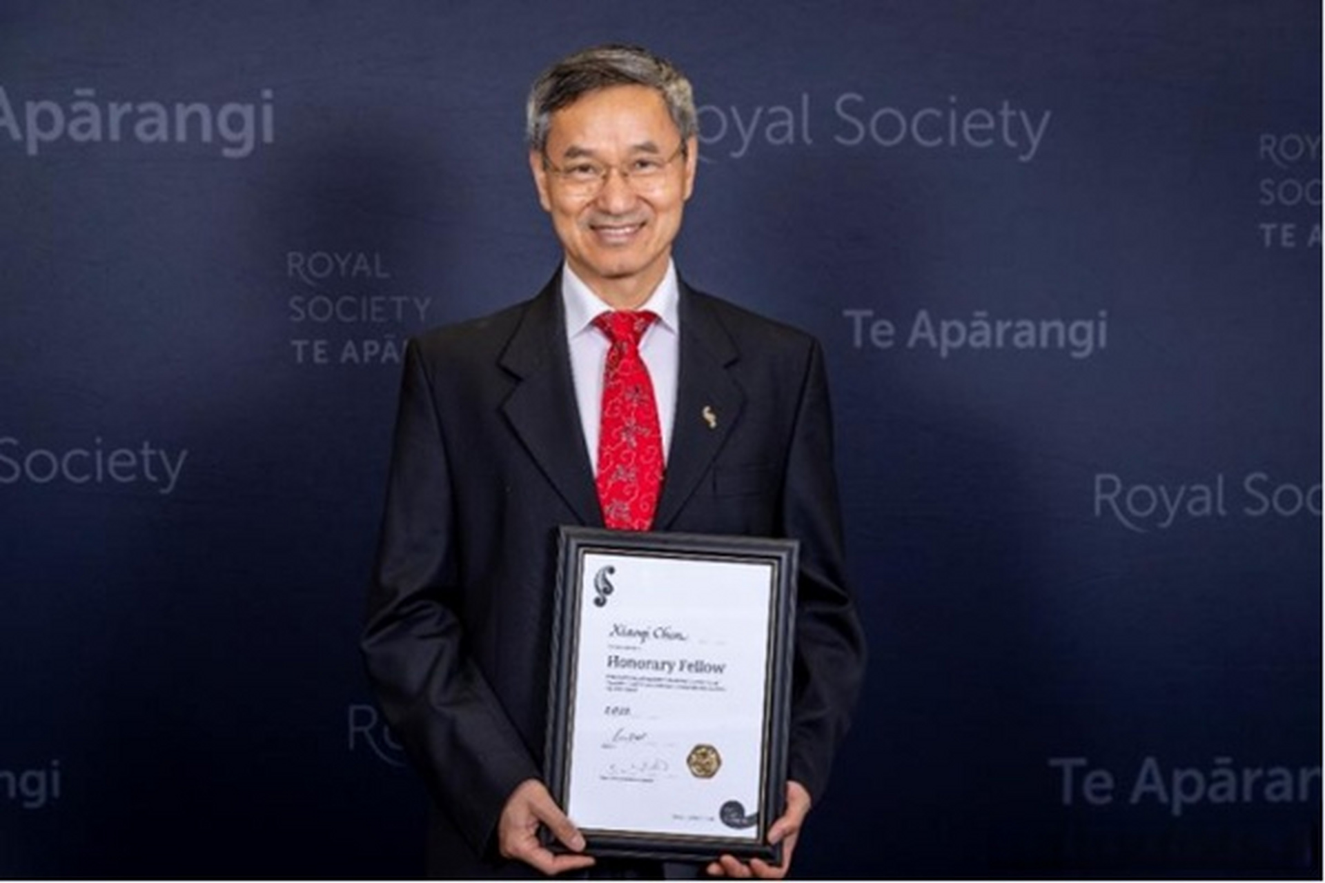 聚焦华园# 华南理工大学陈小奇教授当选新西兰皇家科学院院士 仪式于