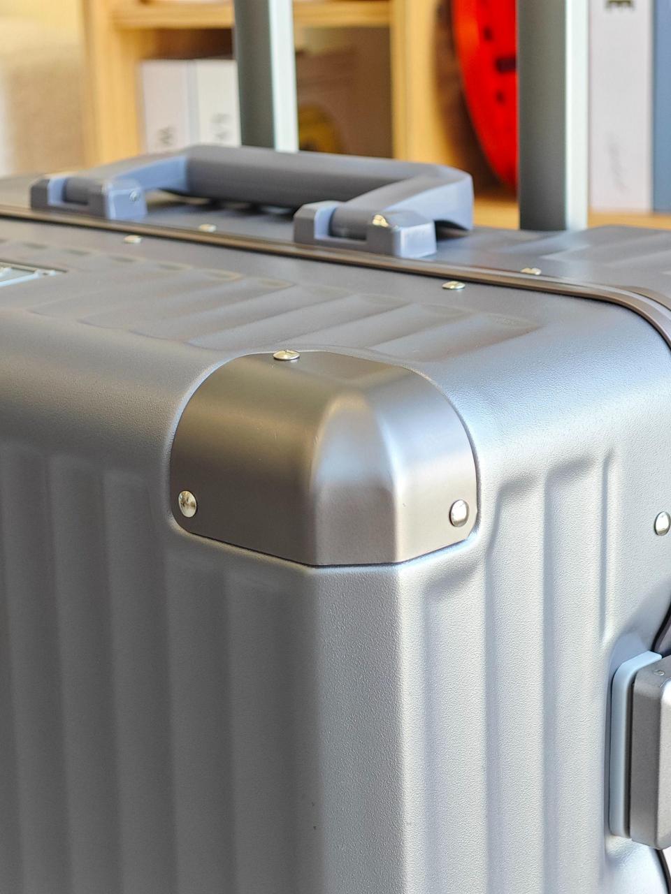 这款漫游铝框行李箱真的太好用啦!