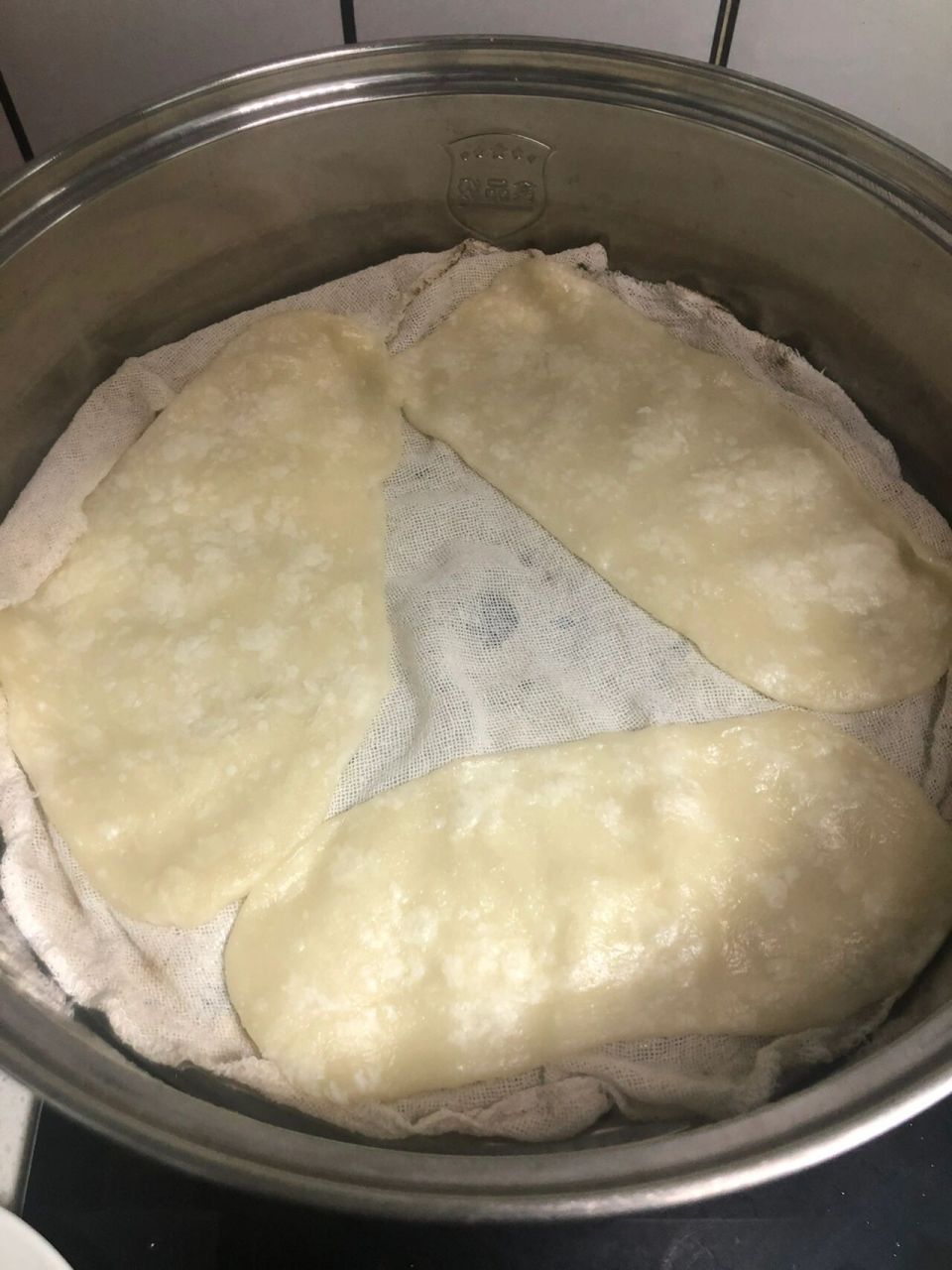 这种死面馍馍真是一辈子也吃不腻 南方人,主食米饭.一年吃馍很少.