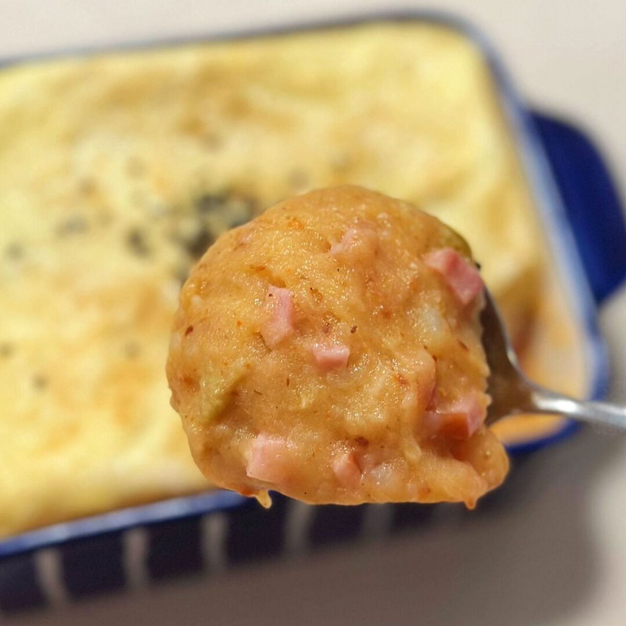 9297食谱分享|蛋包洋芋 前段时间总刷到火锅店的蛋包洋芋 村里