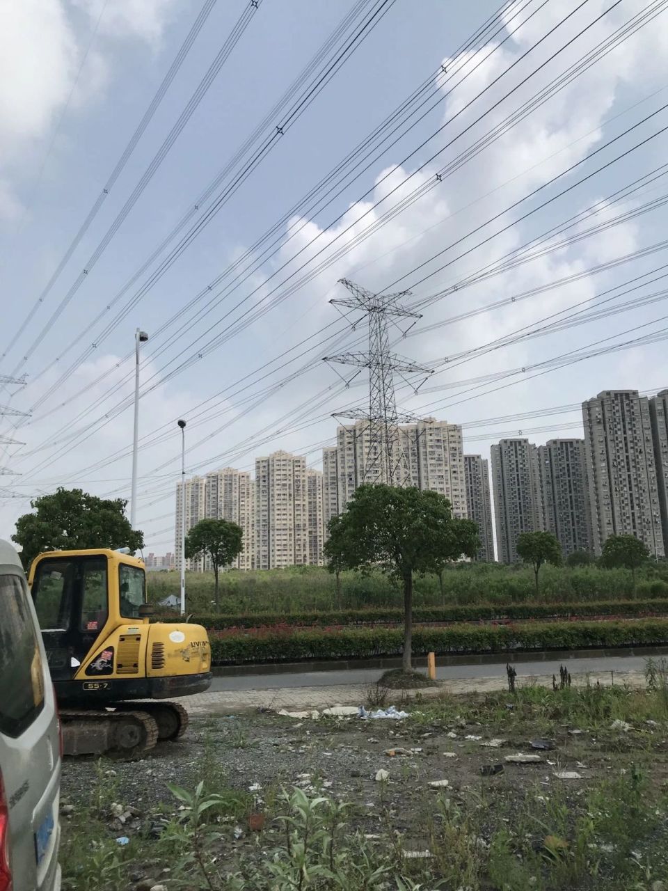 离小区也就100多米.请问影不影响健康?