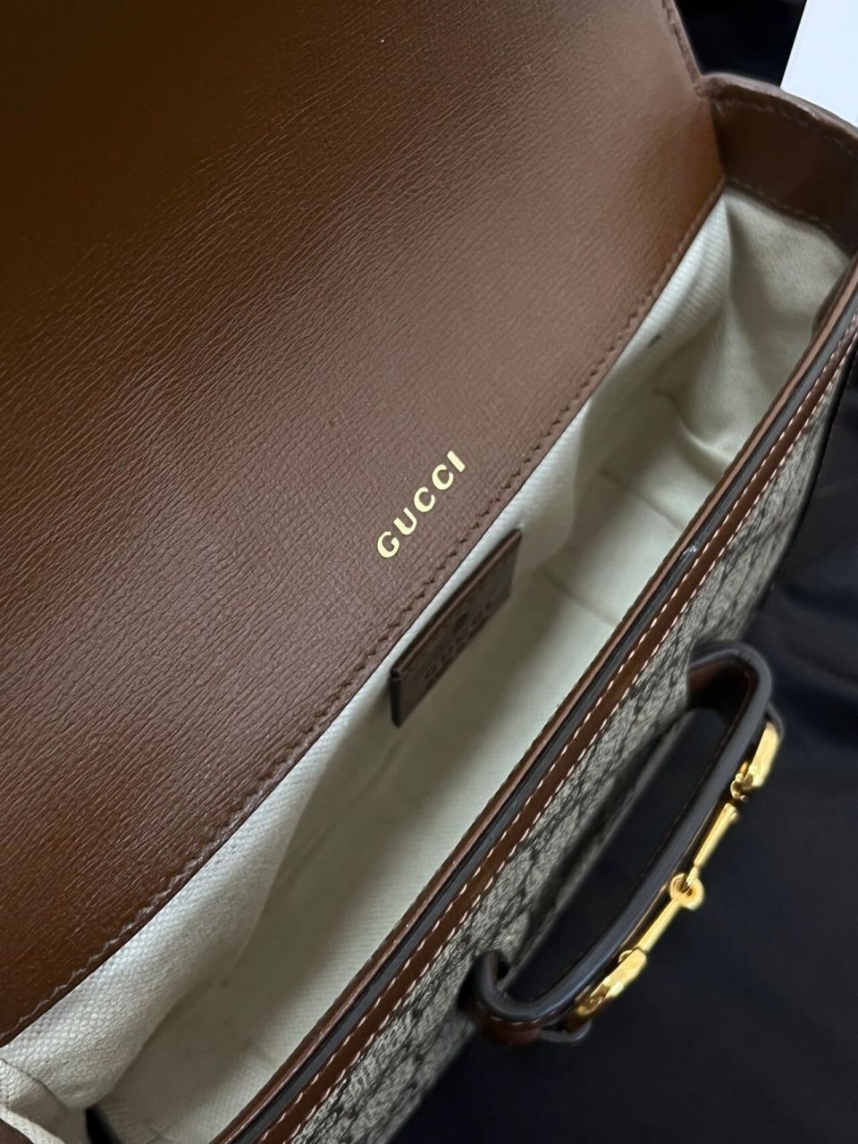 3030323238古驰 gucci1955马鞍包迷你9995双肩带风格百变