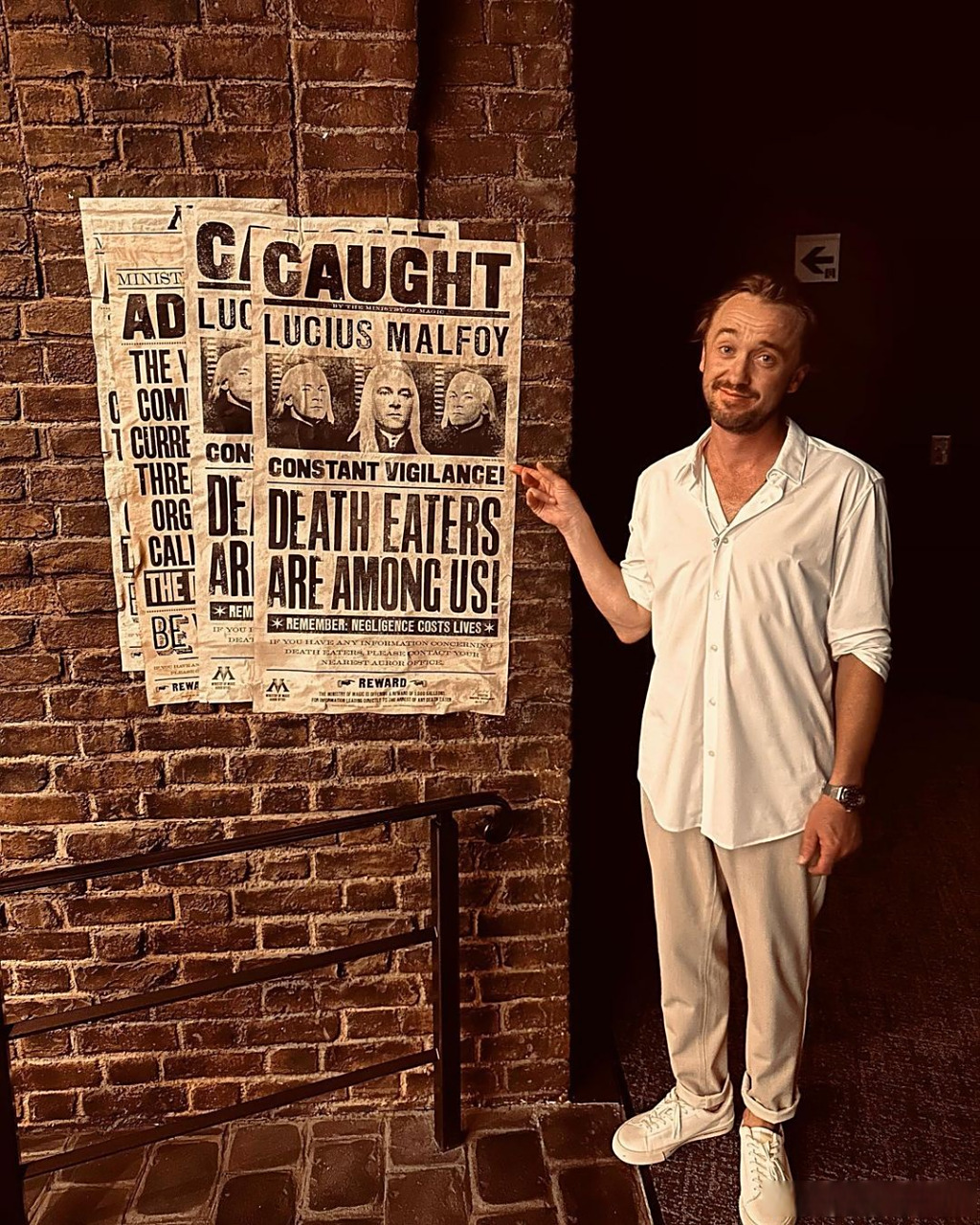 "马尔福"tom felton是这么庆祝父亲节的,卢修斯:______ #哈利波特