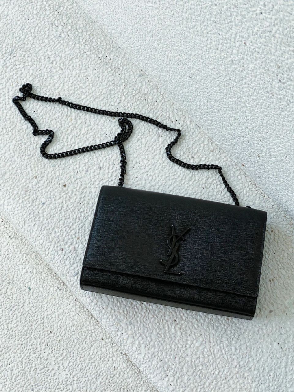 棵颗好物|ysl黑色kate链条单肩包94 全黑的身子和logo,全黑的链条